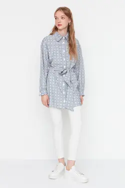 پیراهن بافته شده طرح‎دار راه‎راه طوسی کمربند پارچه ای برند TRENDYOL MODEST کد 1652867449