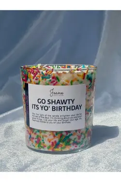 شمع روز تولد معطر بزرگ وانیلی رایحه درمانی برند jeane home decor کد 1652833827