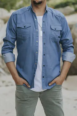 پیراهن جین اسلیم فیت آبی یخ مردانه برند bombe کد 1662452234