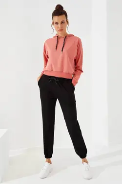 شلوار راحتی پاچه کشی طرح‎دار جیبدار مشکی زنانه برند Tommy Life کد 1663039392