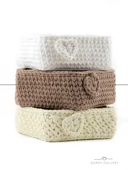 سبد تریکو | صنایع دستی | محصولات دست بافت | فروشگاه گره گالری | هدیه | کادویی |