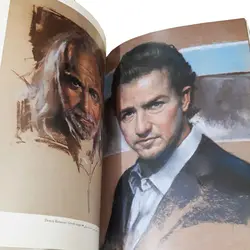 کتاب نور و سایه در طراحی از چهره اثر عبدالله علیخانی (جلد 8)