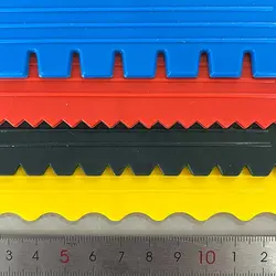 لیسه شیاردار 4 عددی پلاستیکی دسته دار