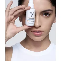 کرم ضد آفتاب و ضد پیری و جوانساز بی رنگ ویشی VICHI مدل Capital Soleil حجم 40 میل| ضد چروک و ضد لک، SPF50+