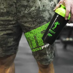 شیکر یک تیکه ماسل‌فارم مدل Arnold ظرفیت ۰٫۷ لیتر