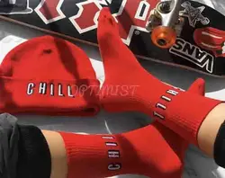 جوراب طرح چیل chill قرمز
