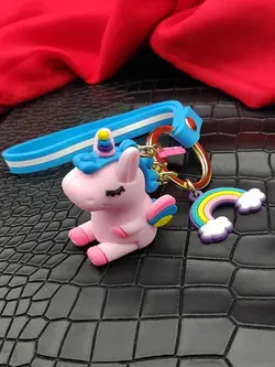 جاکلیدی و آویز کیف طرح یونیکورن صورتی