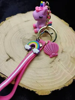 جاکلیدی و آویز کیف طرح یونیکورن بنفش