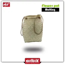 سبد گلدان حصیری طرح استوانه ای