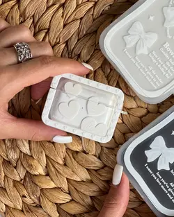 کاور ایرپاد قلب یخی سفید