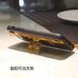 قاب لویی ویتون صندوقی قفل فلزی با بند ست