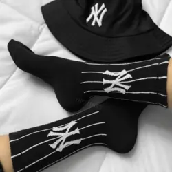 جوراب new york مشکی - هیچ استور - خرید اینترنتی اکسسوری فانتزی