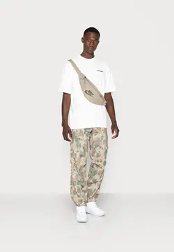 تیشرت pegador - هیچ استور - خرید اینترنتی اکسسوری فانتزی