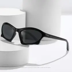 عینک بالنسیاگا خفاشی مشکی BB - هیچ استور - خرید اینترنتی اکسسوری فانتزی