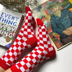 جوراب شطرنجی قرمز و سفید - هیچ استور - خرید اینترنتی اکسسوری فانتزی