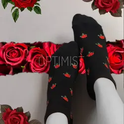 جوراب طرح گل رز - هیچ استور - خرید اینترنتی اکسسوری فانتزی