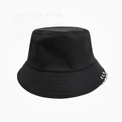 کلاه باکت مشکی پیرسینگ دار - هیچ استور - خرید اینترنتی اکسسوری فانتزی