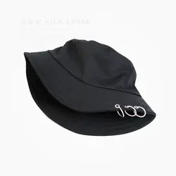 کلاه باکت مشکی پیرسینگ دار - هیچ استور - خرید اینترنتی اکسسوری فانتزی