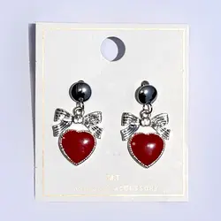 گوشواره پاپیون و قلب - هیچ استور - خرید اینترنتی اکسسوری فانتزی