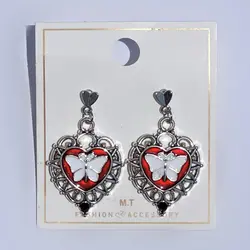 گوشواره پینترستی پروانه - هیچ استور - خرید اینترنتی اکسسوری فانتزی