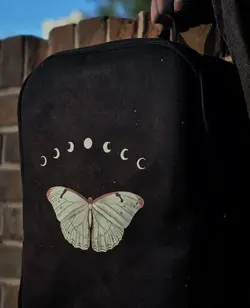 کوله پشتی پروانه و ماه - هیچ استور - خرید اینترنتی اکسسوری فانتزی