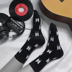 جوراب طرح BTS - هیچ استور - خرید اینترنتی اکسسوری فانتزی