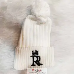 کلاه بافتی منگوله دار طرح R کد RO117