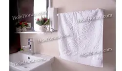 حوله دست و صورت بزرگ هنر طرح پاپی