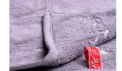 حوله دست و صورت بزرگ هنر طرح نخل