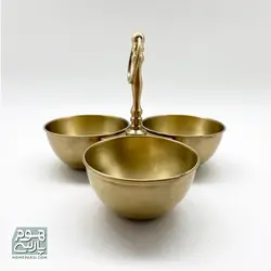 اردو خوری برنجی مدل سه خانه گرد دسته دار