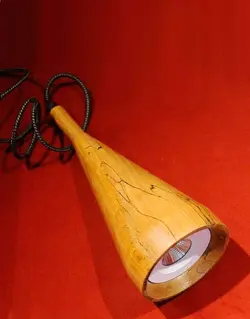 چراغ آویزچوبی انگاره