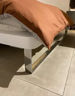 تخت مدرن تولیکا با چوب بلوط مدل چیلان