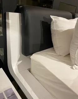 تخت مدرن تولیکا با چوب بلوط مدل چیلان