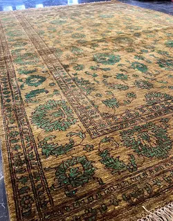 فرش دستباف زیتونی نقش سلطان کد 125