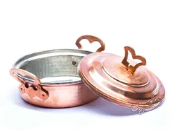 ماهیتابه مسی در دار