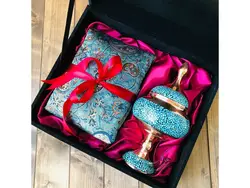 ست شکلات خوری فیروزه کوبی 24 و رومیزی ترمه