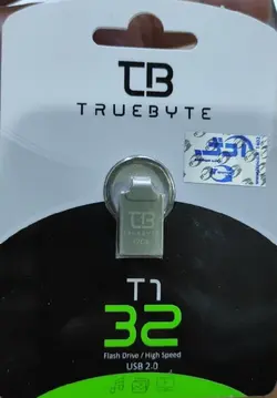 فلش مموری 32 گیگ مدل T1 برند TRUEBYTE