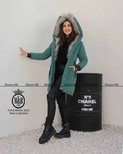 کاپشن خزدارزنانه(کد۲۷۴۰)