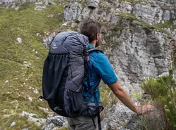 کوله پشتی نیچرهایک مدل Rock 60L+5L Basic همراه با کاور