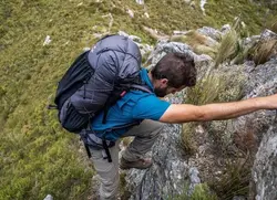 کوله پشتی نیچرهایک مدل Rock 60L+5L Basic همراه با کاور