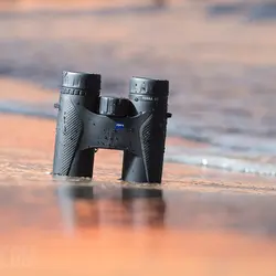 دوربین دوچشمی زایس Terra ED 8×42