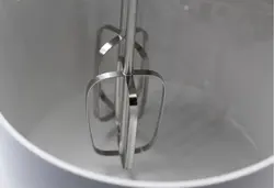 همزن کاسه دار کنوود مدل HM430