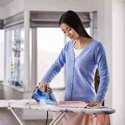 بررسی و خرید اتو بخار فیلیپس مدل GC3920 با رنگ آبی/مشکی، قدرت 2500 وات - جهان دلیور