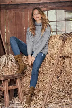 پلیور بافت یقه‌شل زنانه اسمارا (لارج) - فروشگاه لباس جانان‌