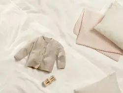 بافت نوزادی دخترانه بسیار زیبا و خوشرنگ(سایزبندی ۶تا۲۴ماه)