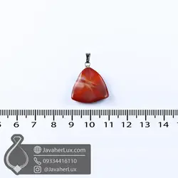 مدال عقیق طبیعی کارنلین تراش مثلث مدل آسمان کوه _ کد 400920
