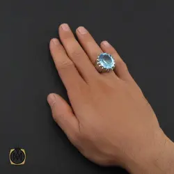 انگشتر توپاز آبی درشت مردانه هنر دست استاد باقرزاده - کد 10040
