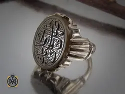 انگشتر عقیق با حکاکی ذکر صلوات مردانه هنر دست استاد شرفیان - کد 8869
