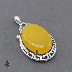 مدال عقیق شرف الشمس زرد زنانه طرح ورساچ - کد 3480