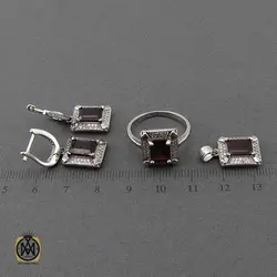 سرویس گارنت زنانه خوش رنگ و معدنی آدرینا - کد 7374